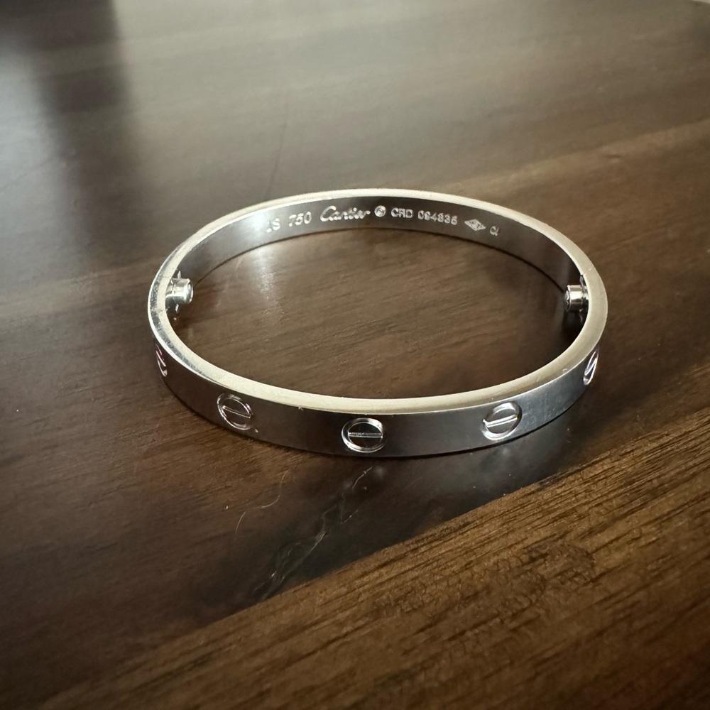Not Cartier Love Bracelet. Bracelet and screwdriver included.